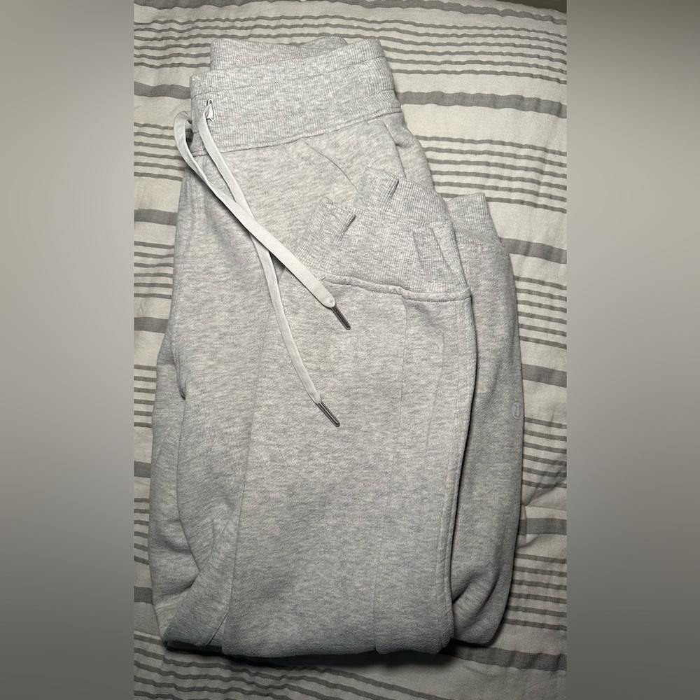 Lululemon HR scuba jogger crop